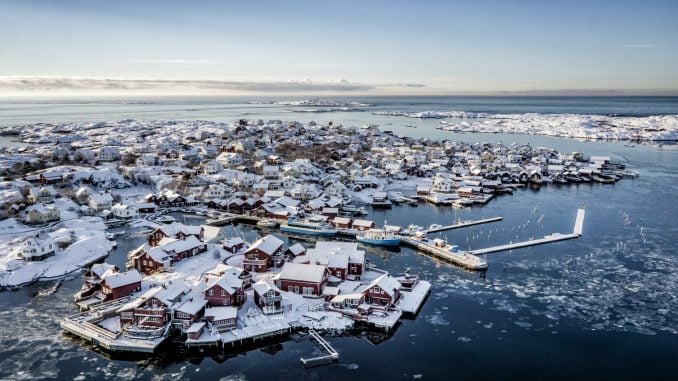 per_pixel_petersson-winter_on_the_west_coast-5605